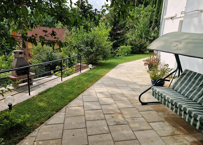 Spirii House Апартаменти